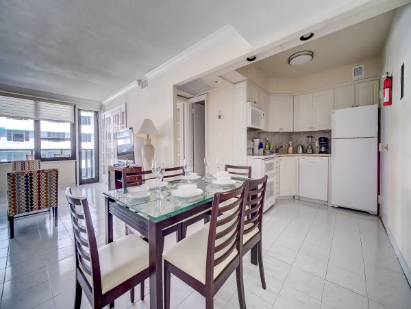 Miami Beach Home 1007159