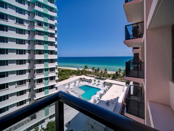 Miami Beach Home 1007159