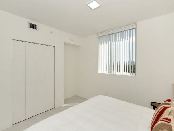 Miami Beach Home 1007170