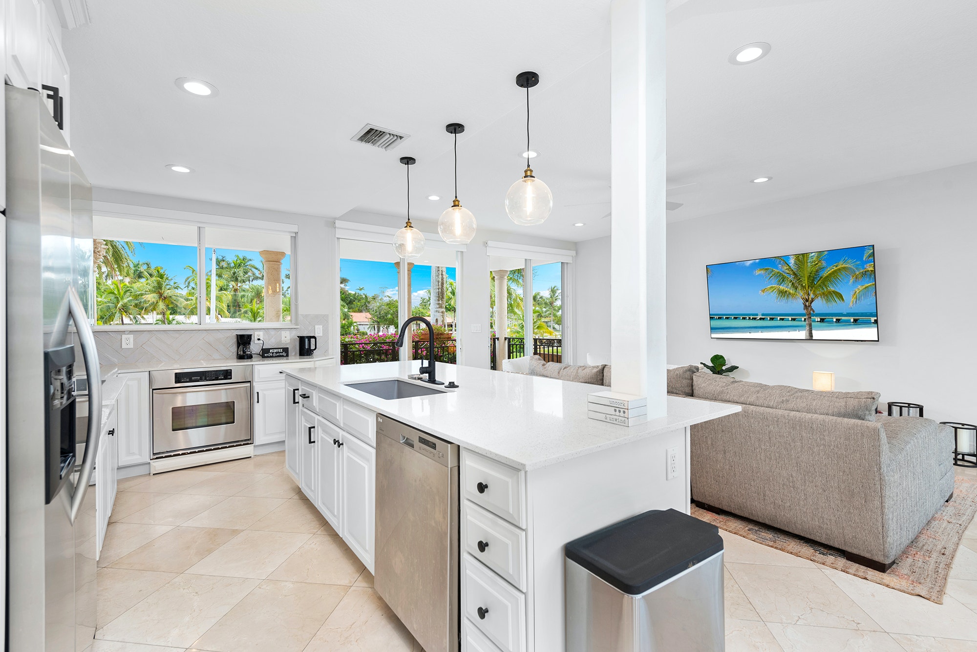 Miami Beach Home 1007176