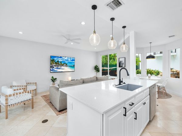 Miami Beach Home 1007176