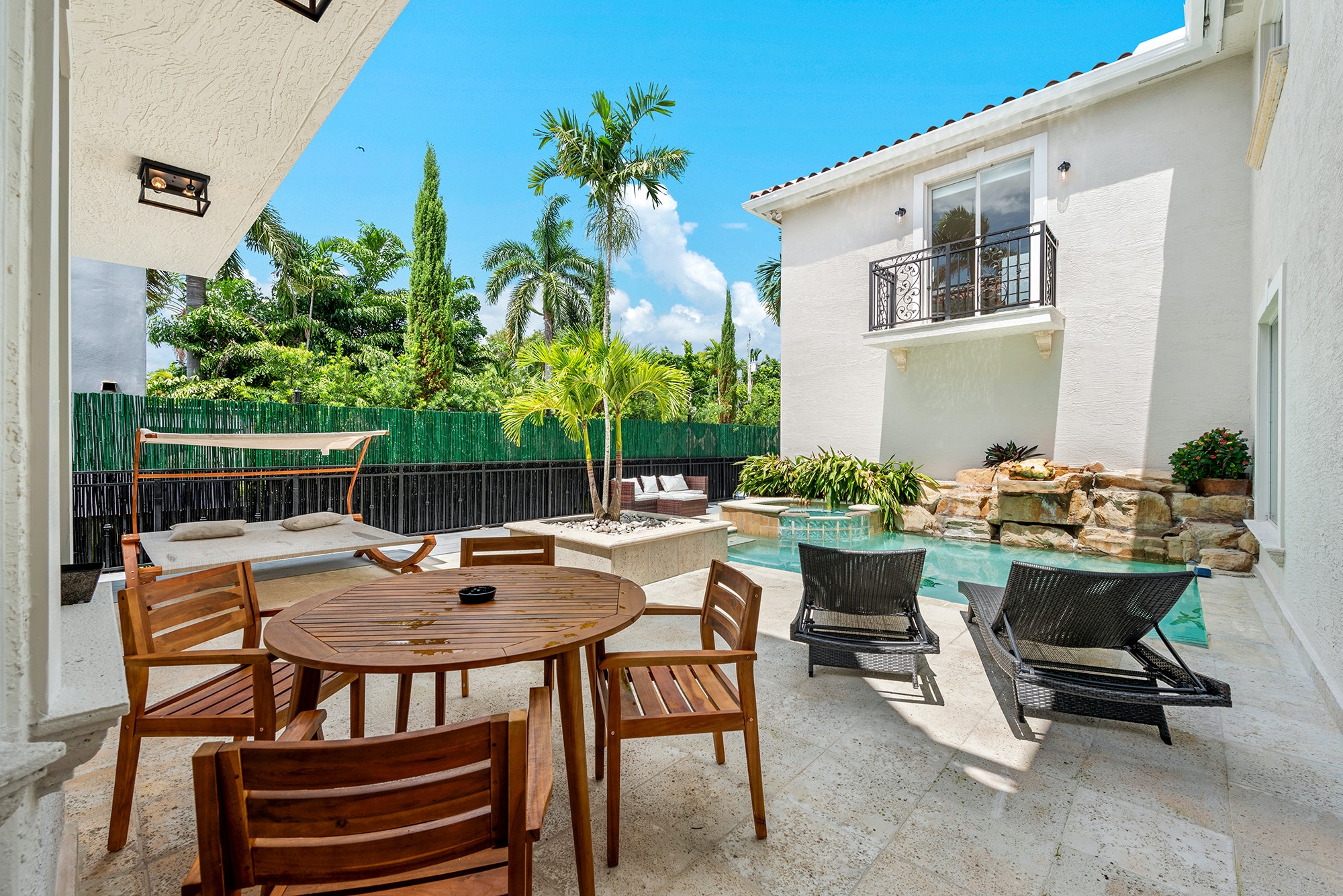 Miami Beach Home 1007176