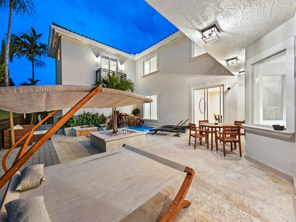 Miami Beach Home 1007176