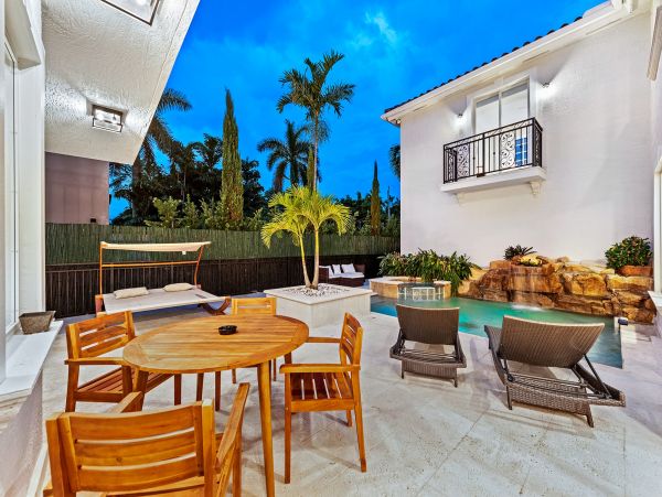 Miami Beach Home 1007176