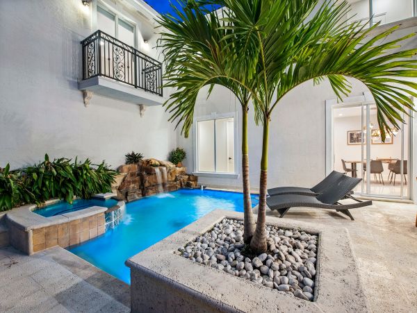 Miami Beach Home 1007176