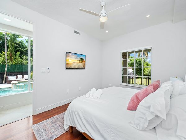 Miami Beach Home 1007176