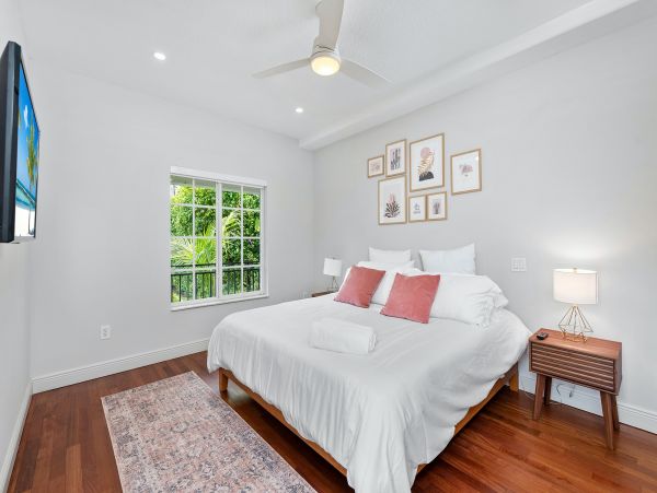 Miami Beach Home 1007176