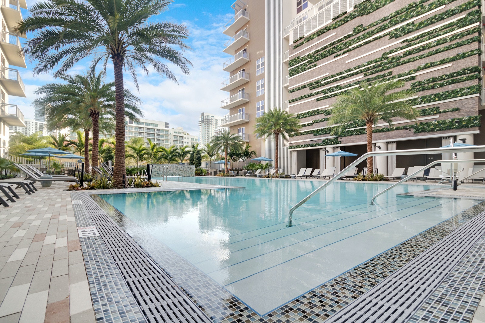 Miami Beach Home 1007178