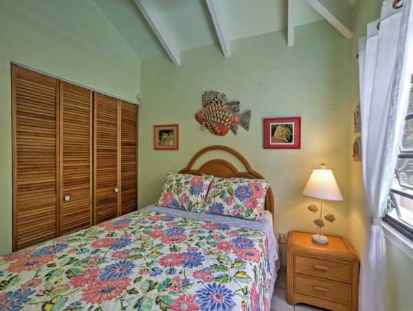St. Croix 3 Bedroom Home with Pool & Ocean Views Sleeps Five