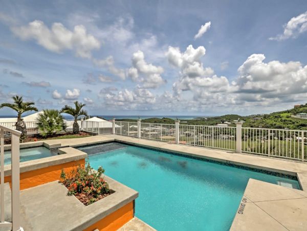 St. Croix 3 Bedroom Home with Pool & Ocean Views Sleeps Five