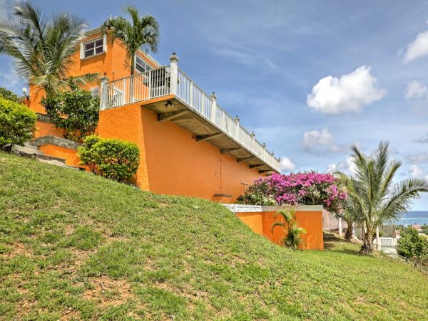 St. Croix 3 Bedroom Home with Pool & Ocean Views Sleeps Five
