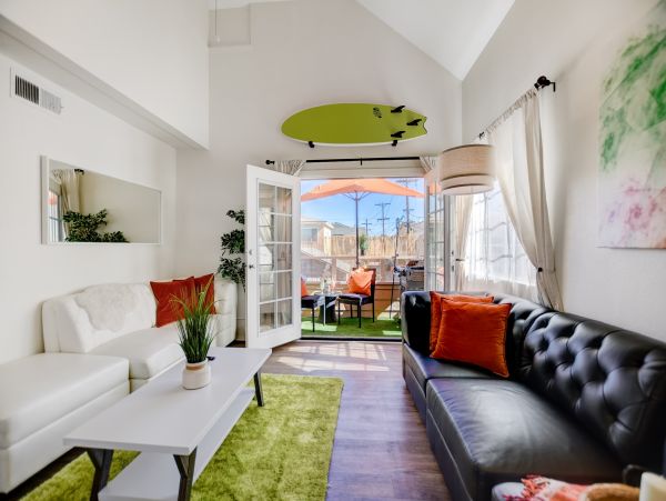 Three Bedroom Town Home Sleeps 14 Guests