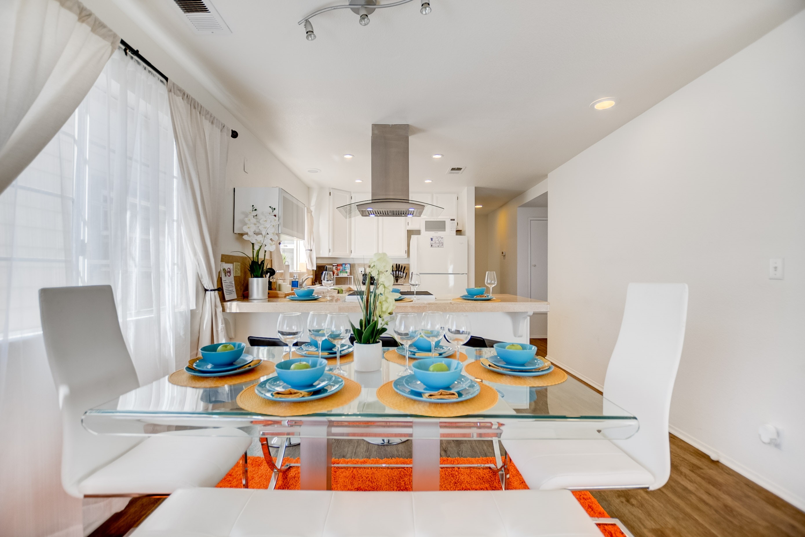 Three Bedroom Town Home Sleeps 14 Guests