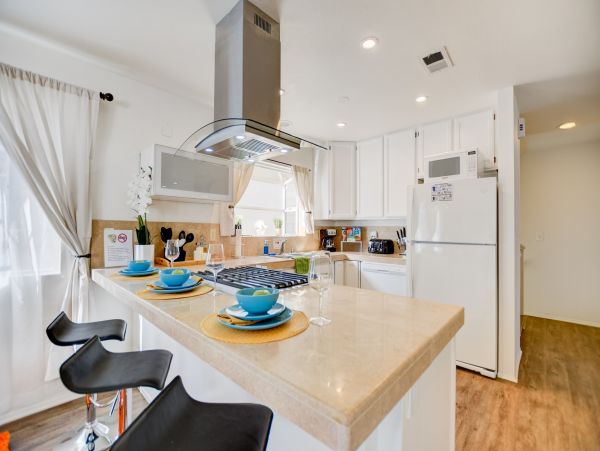 Three Bedroom Town Home Sleeps 14 Guests