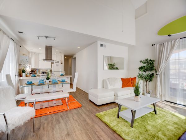 Three Bedroom Town Home Sleeps 14 Guests