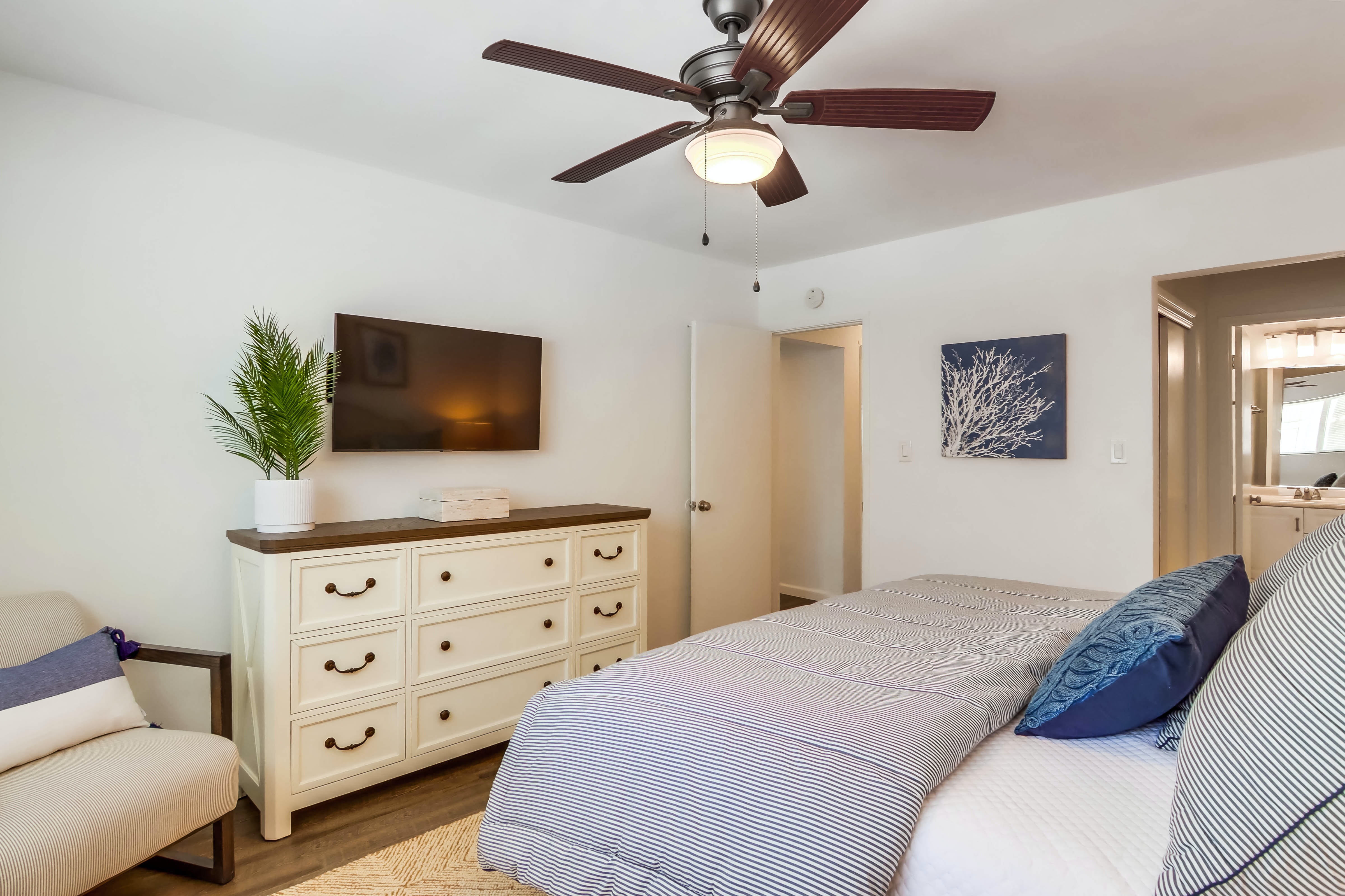 Mission Beach And Pacific Beach Condo 1007221
