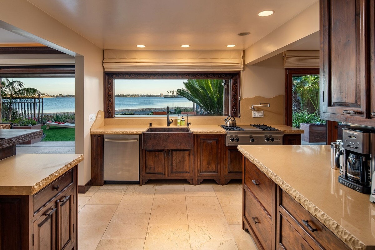 Mission Beach And Pacific Beach Home 1007228