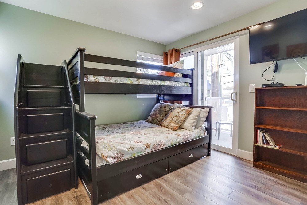 Mission Beach And Pacific Beach Home 1007255