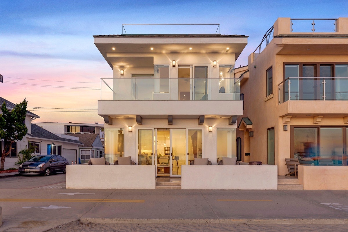 Newport Beach Home 1007279