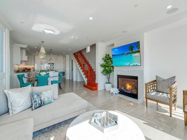Newport Beach Home 1007279