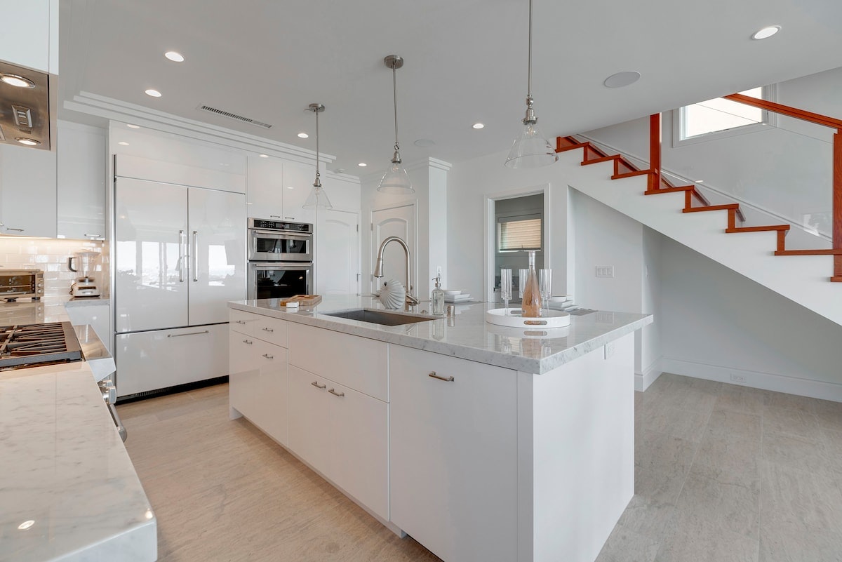 Newport Beach Home 1007279