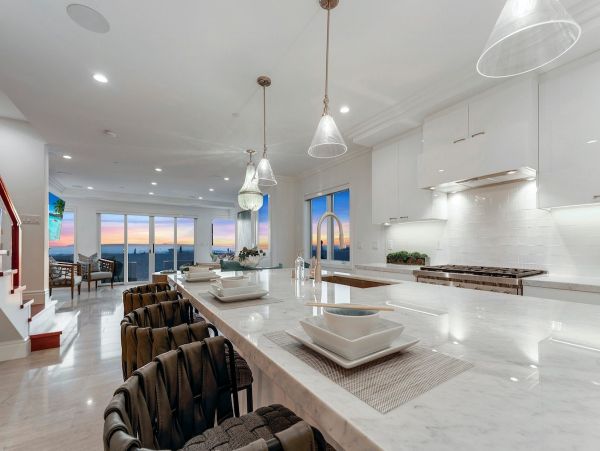 Newport Beach Home 1007279