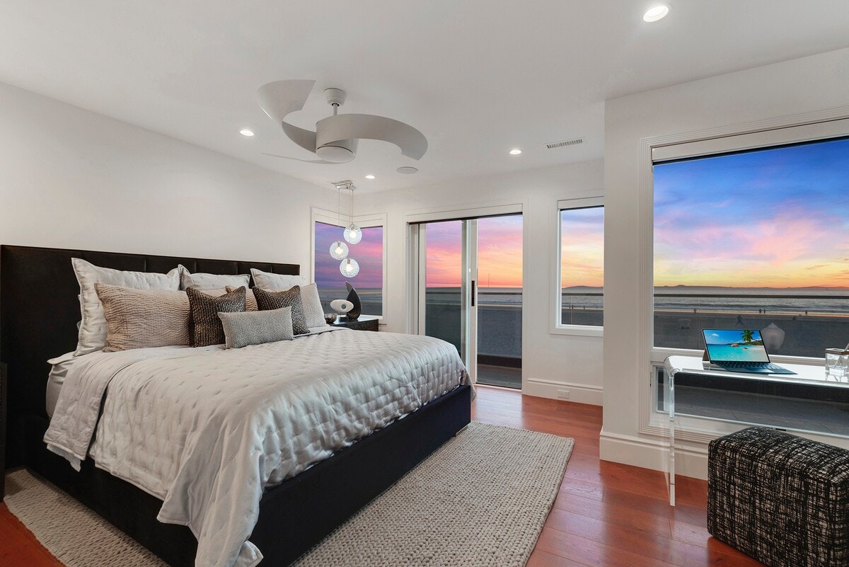 Newport Beach Home 1007279