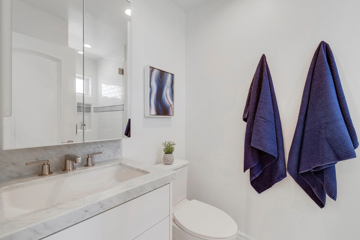Newport Beach Home 1007279