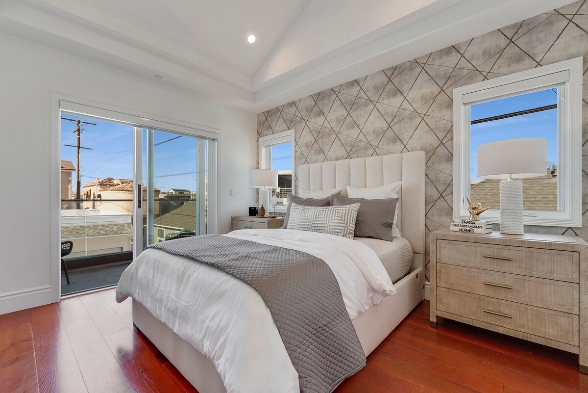 Newport Beach Home 1007279