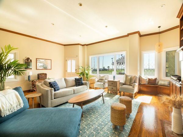Newport Beach Home 1007281