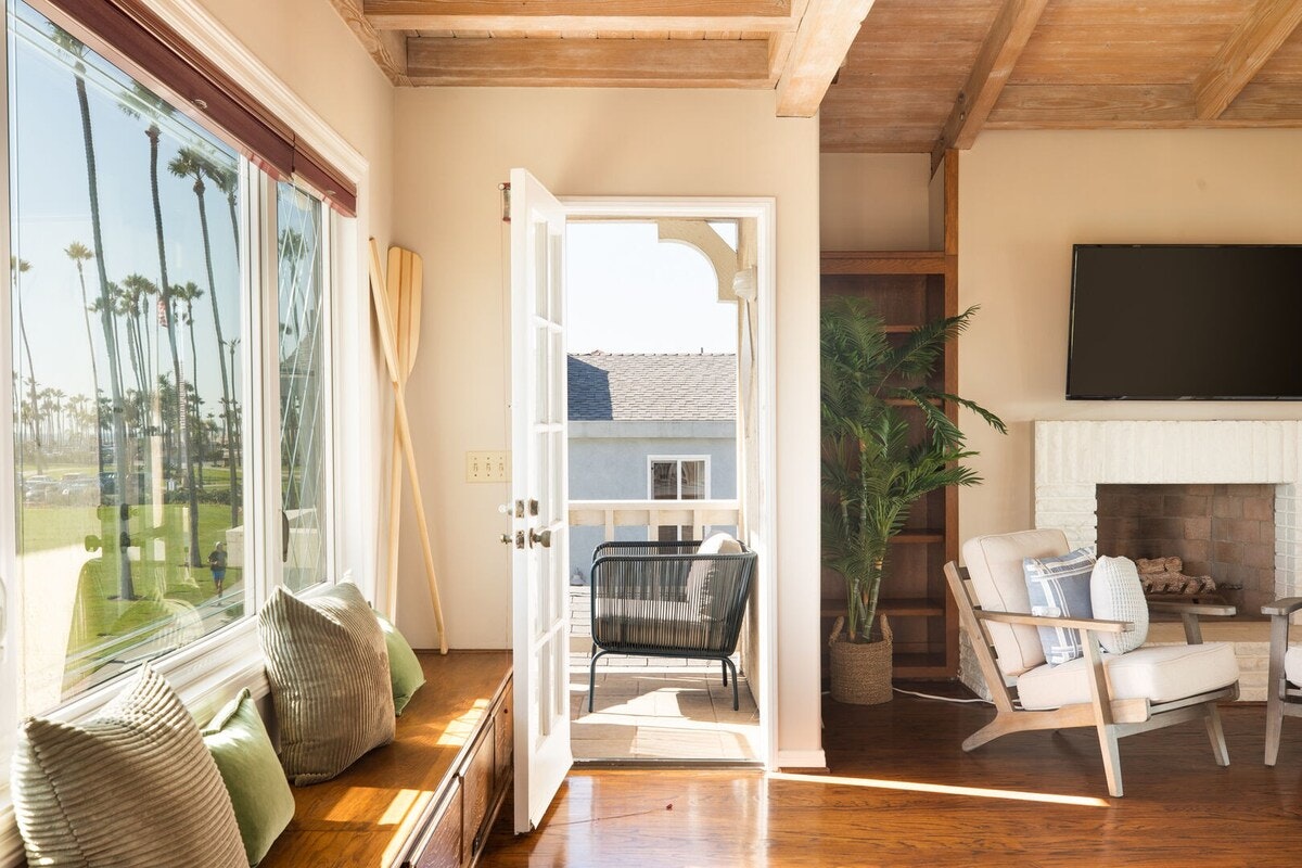 Newport Beach Home 1007281
