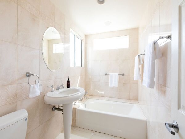 Newport Beach Home 1007282
