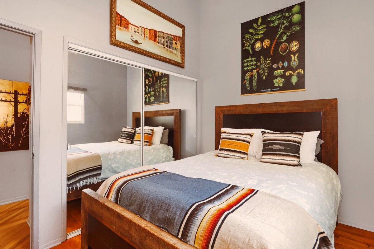 Newport Beach Home 1007283