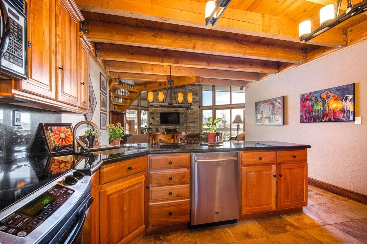 Park City Deer Valley Canyons Resort Home 1007285