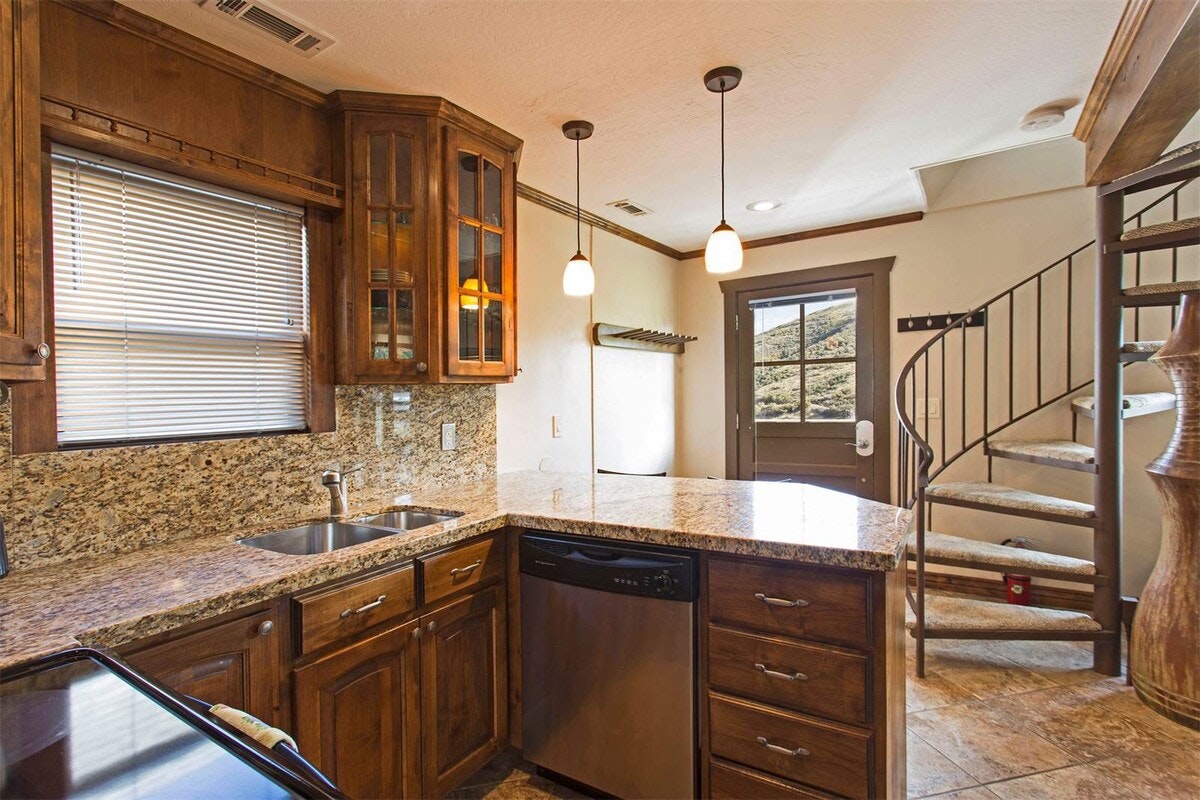 Park City Deer Valley Canyons Resort Home 1007377