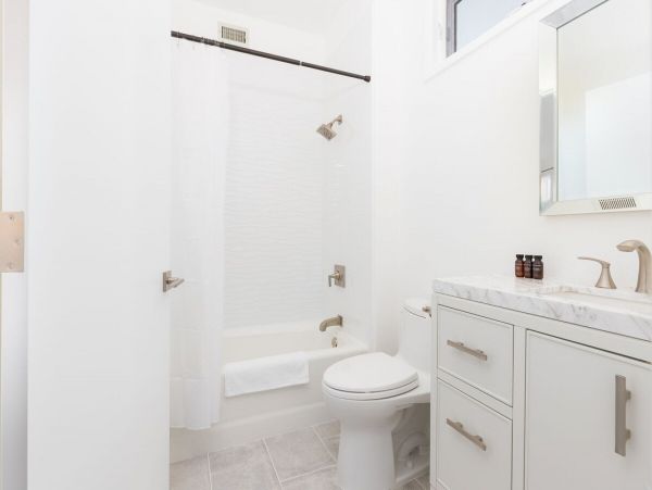 San Diego Beach Communities North Home 1007407