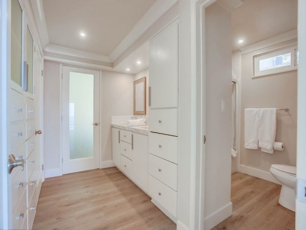 San Diego Beach Communities North Home 1007409