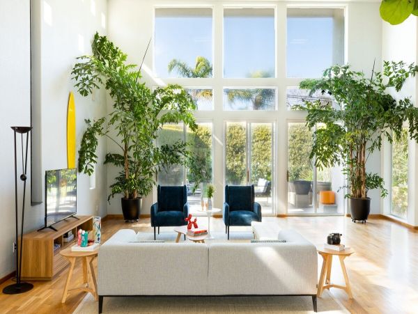 San Diego Beach Communities North Home 1007410