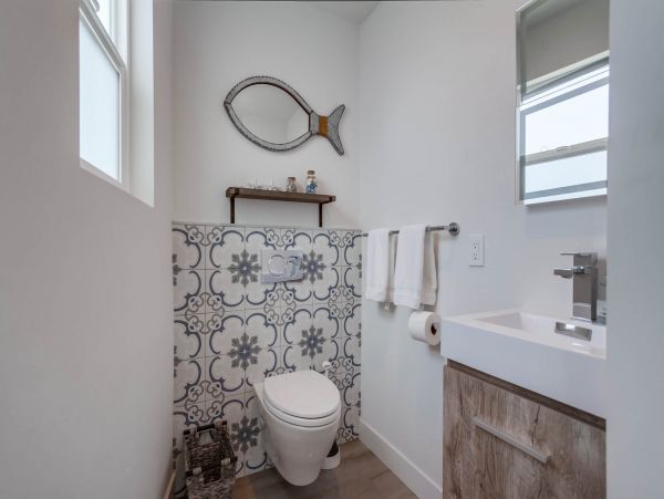 San Diego Beach Communities North Home 1007411