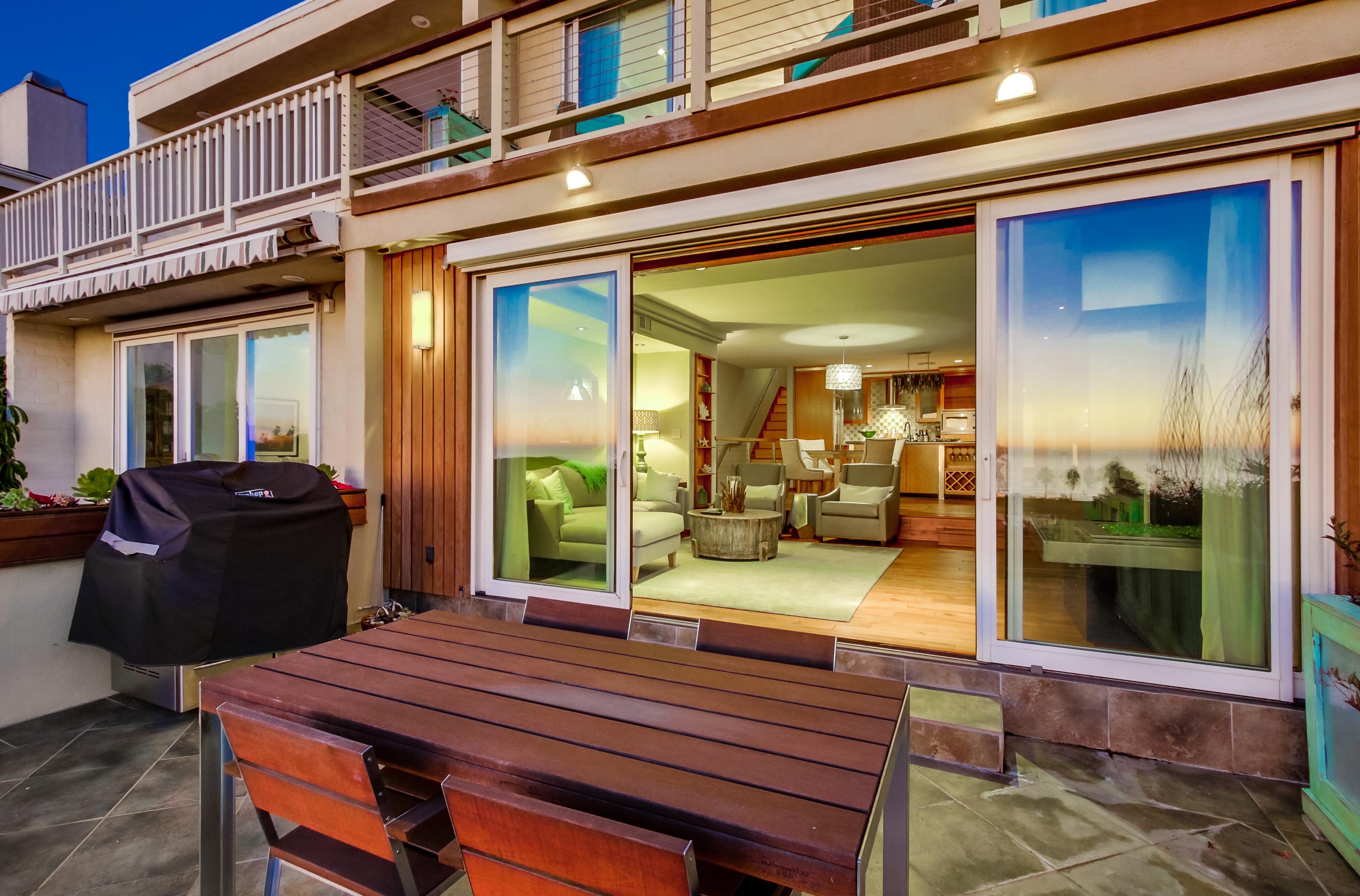 San Diego Beach Communities North Home 1007413