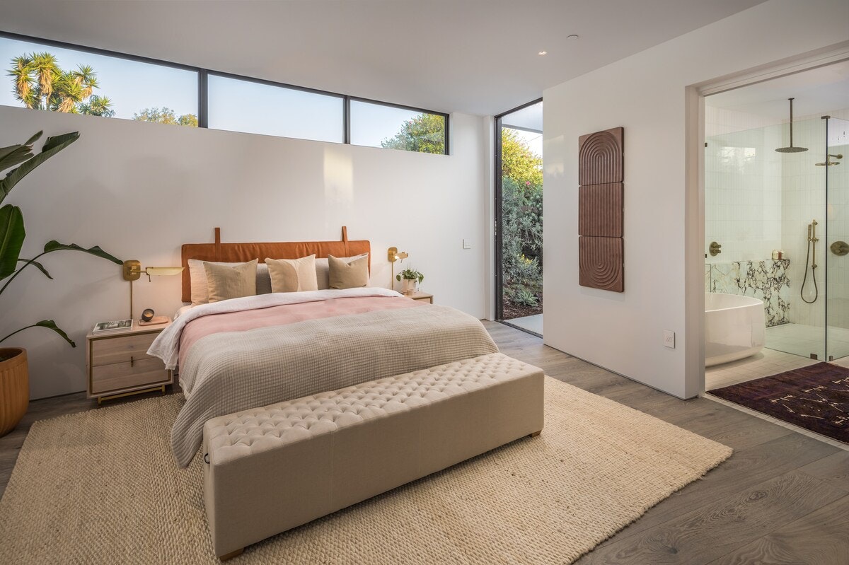 San Diego Beach Communities North Home 1007414