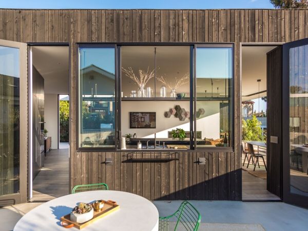 San Diego Beach Communities North Home 1007414
