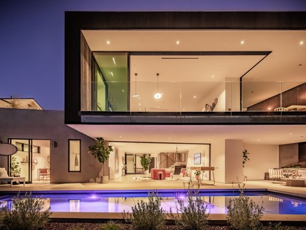San Diego Beach Communities North Home 1007414