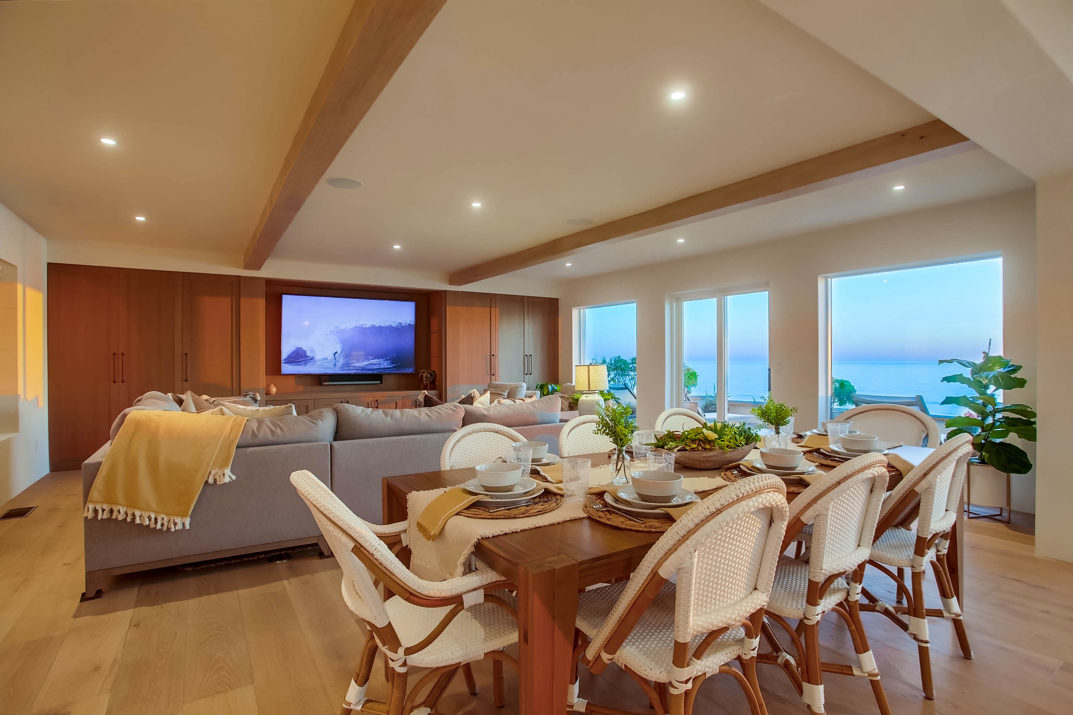 San Diego Beach Communities North Home 1007416
