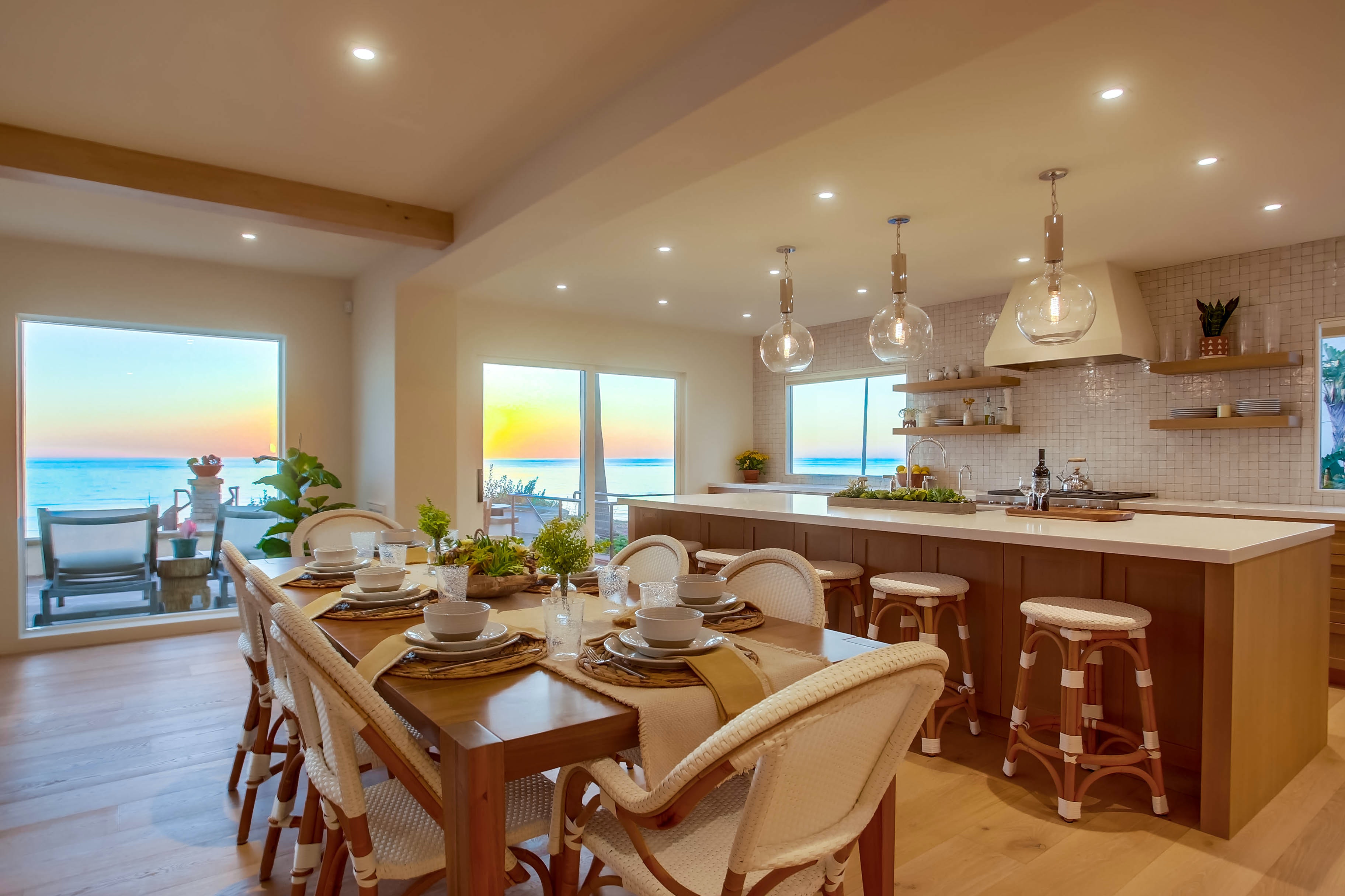 San Diego Beach Communities North Home 1007416
