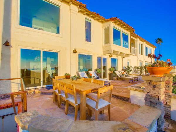 San Diego Beach Communities North Home 1007416