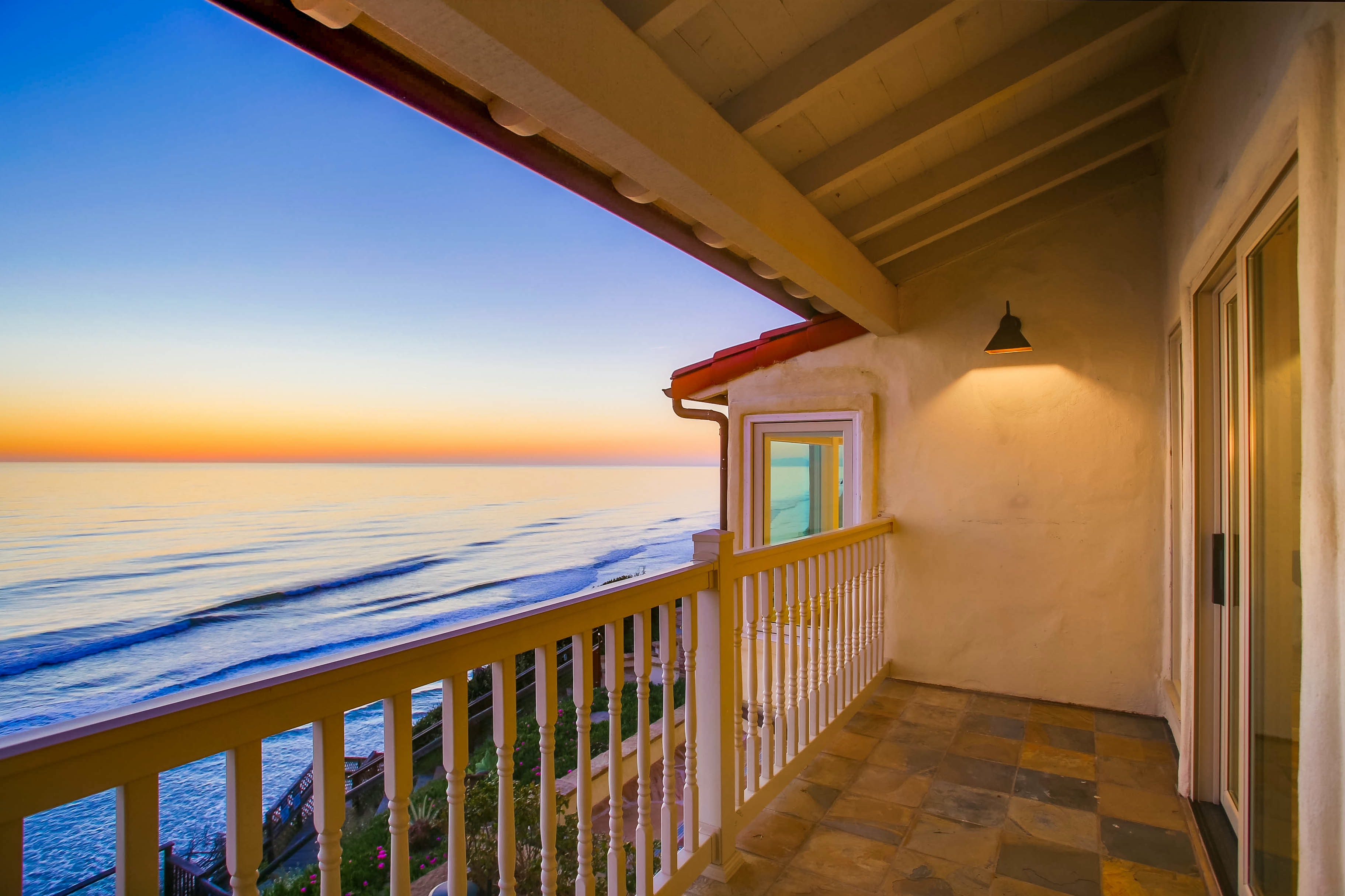San Diego Beach Communities North Home 1007416