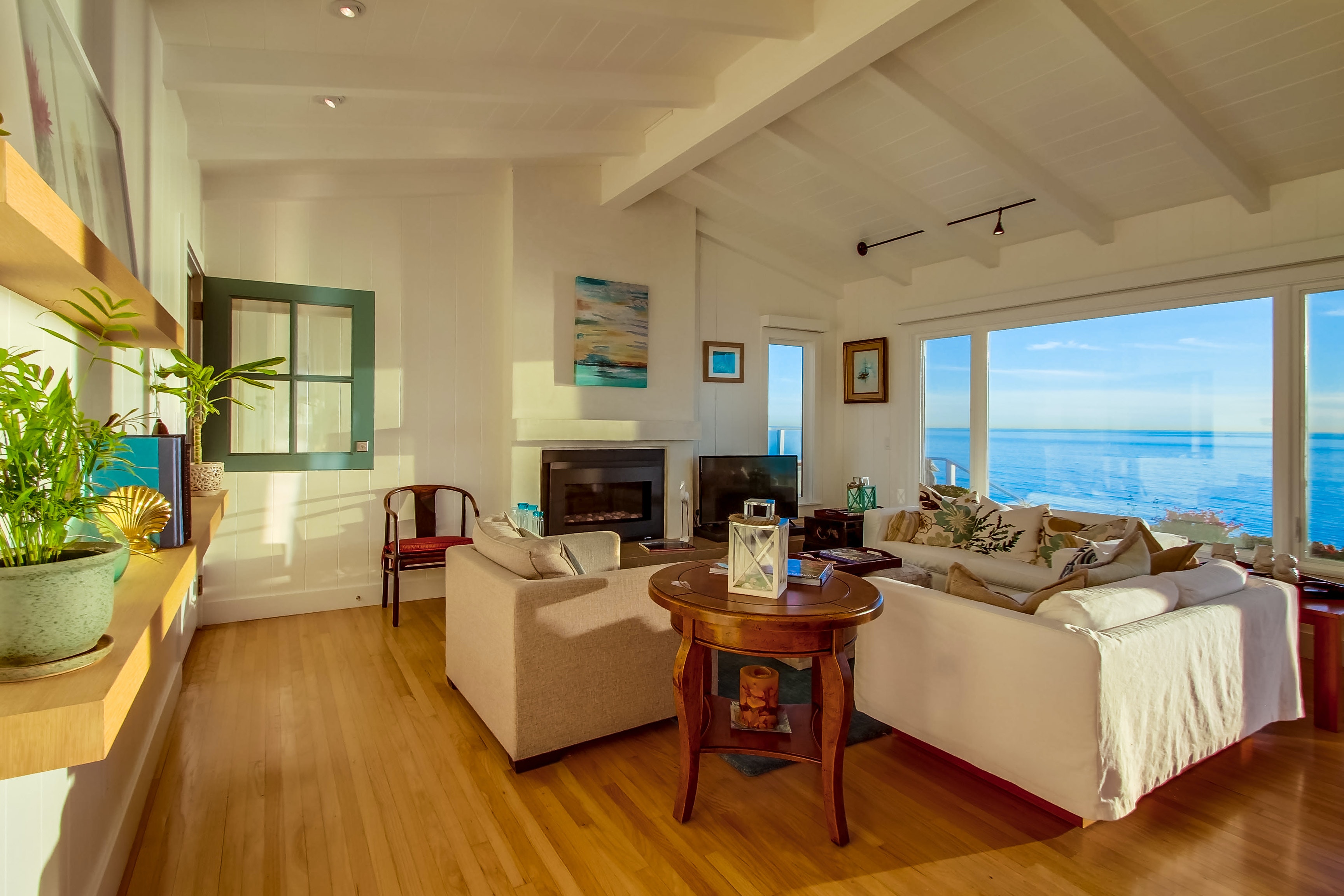 San Diego Beach Communities North Home 1007417