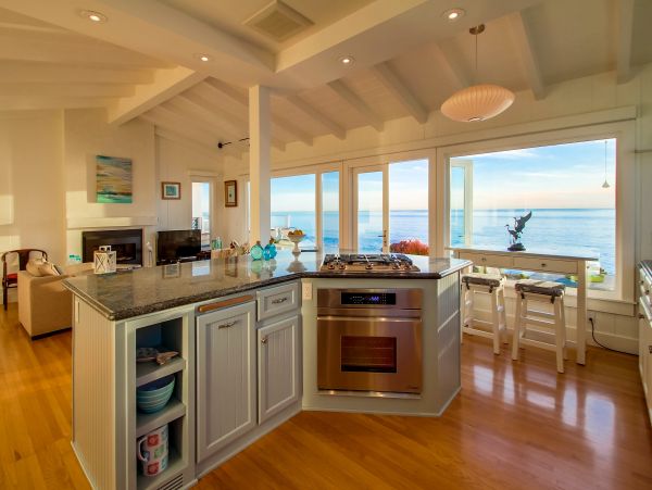 San Diego Beach Communities North Home 1007417
