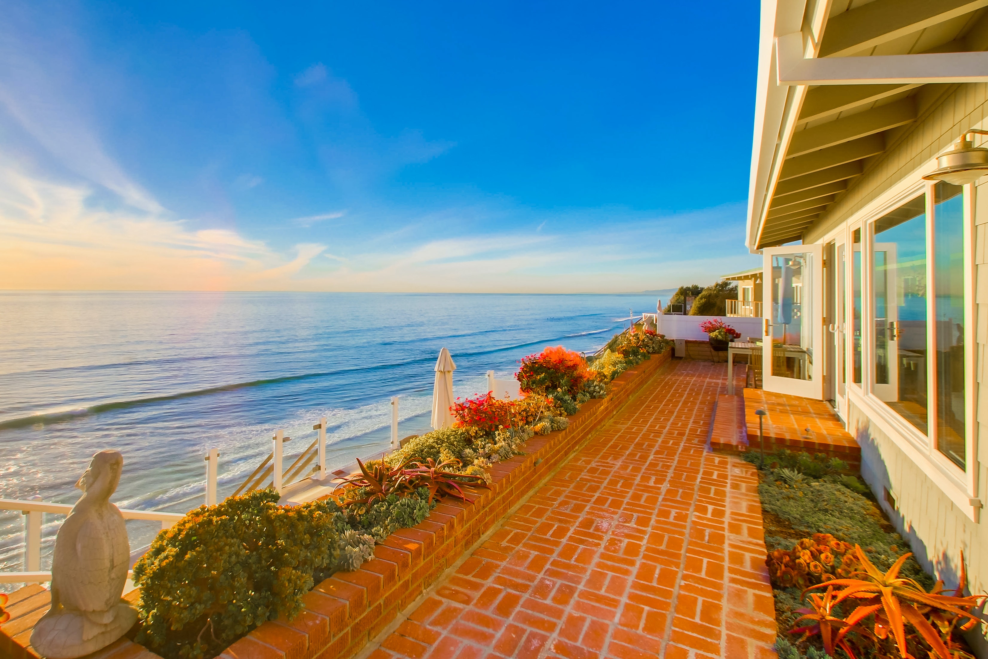 San Diego Beach Communities North Home 1007417
